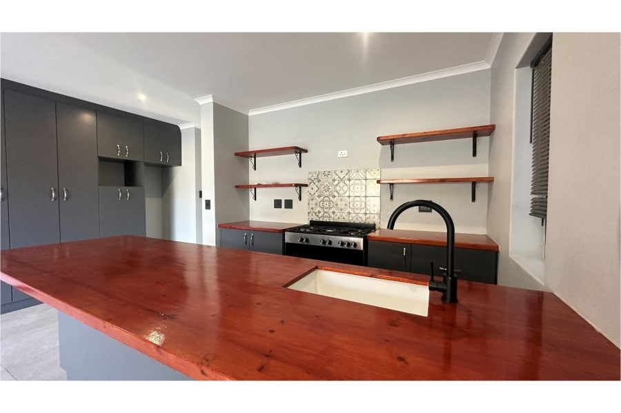 3 Bedroom Property for Sale in De Zoete Inval Western Cape